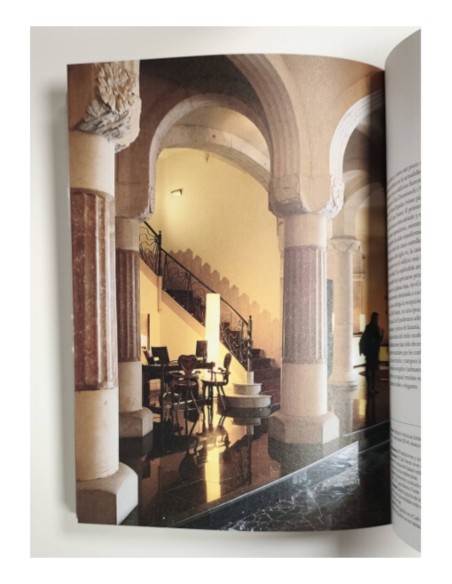 BARCELONA: HOTELS & MORE